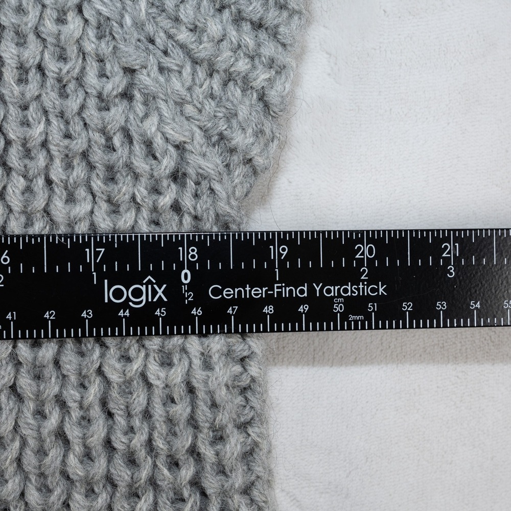 Smythe x Augden Alpaca Knit Wool Turtleneck Sweater Vest Medium‎ - Picture 3 of 8